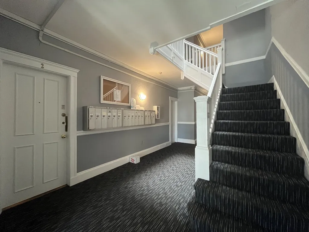 1 bed, 1 bath apartment for rent at 12 Ransom Rd Unit 6, Brighton — photo 10 of 11