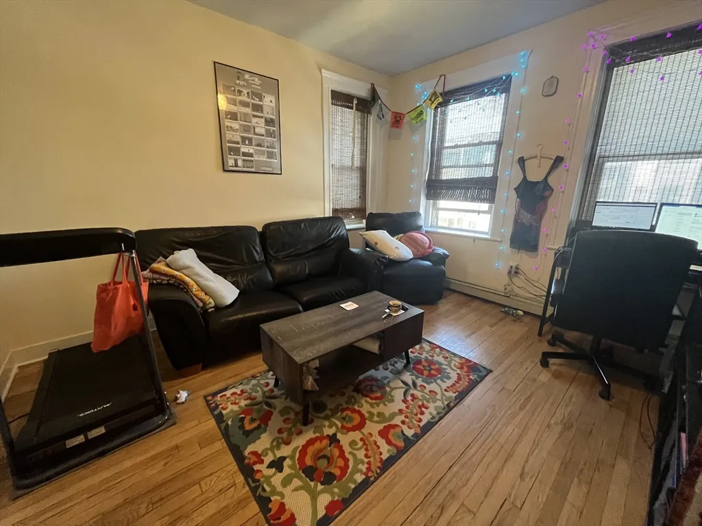 1 bed, 1 bath apartment for rent at 12 Ransom Rd Unit 6, Brighton — photo 4 of 11