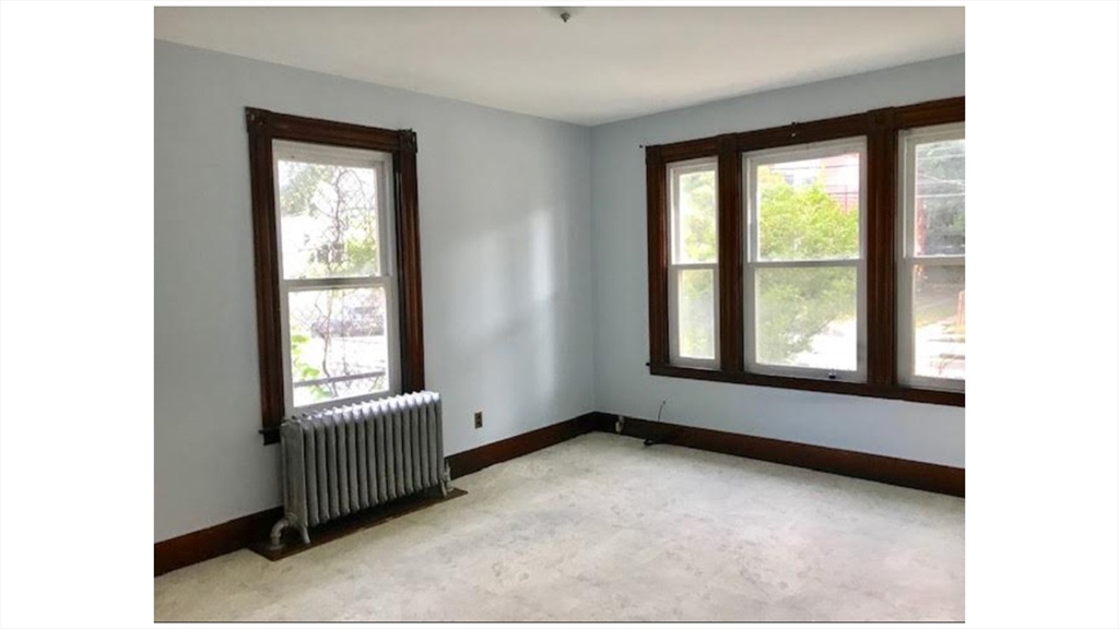 4 bed, 1 bath apartment for rent at 12 Raymond Ave Unit 1, Somerville — photo 10 of 10