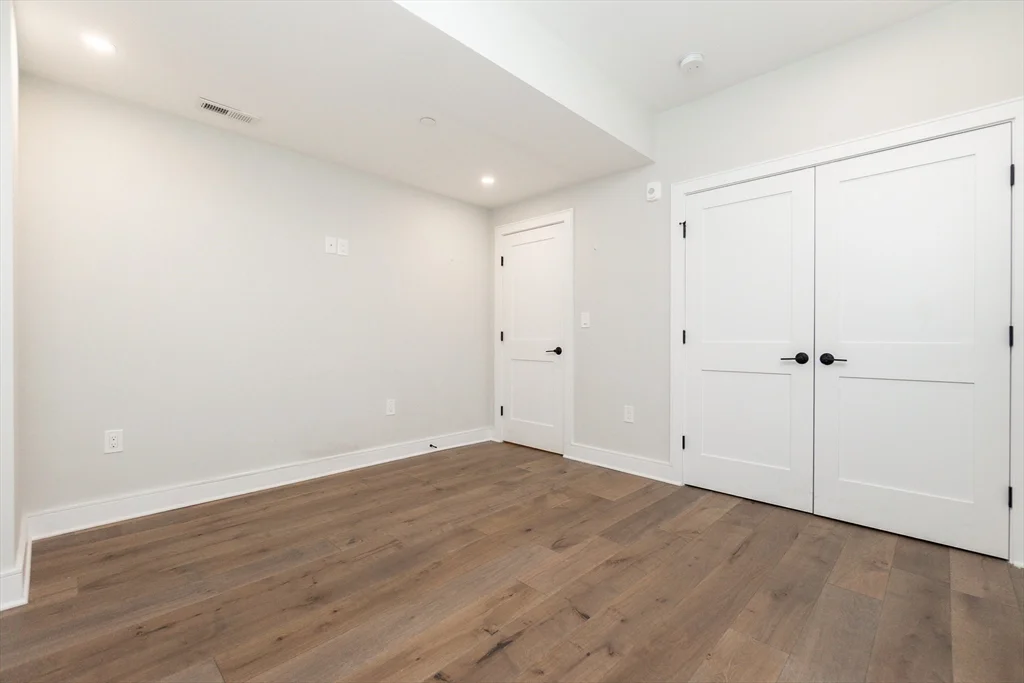 3 bed, 2 bath apartment for rent at 12 Reedsdale St Unit 1, Allston — photo 12 of 31