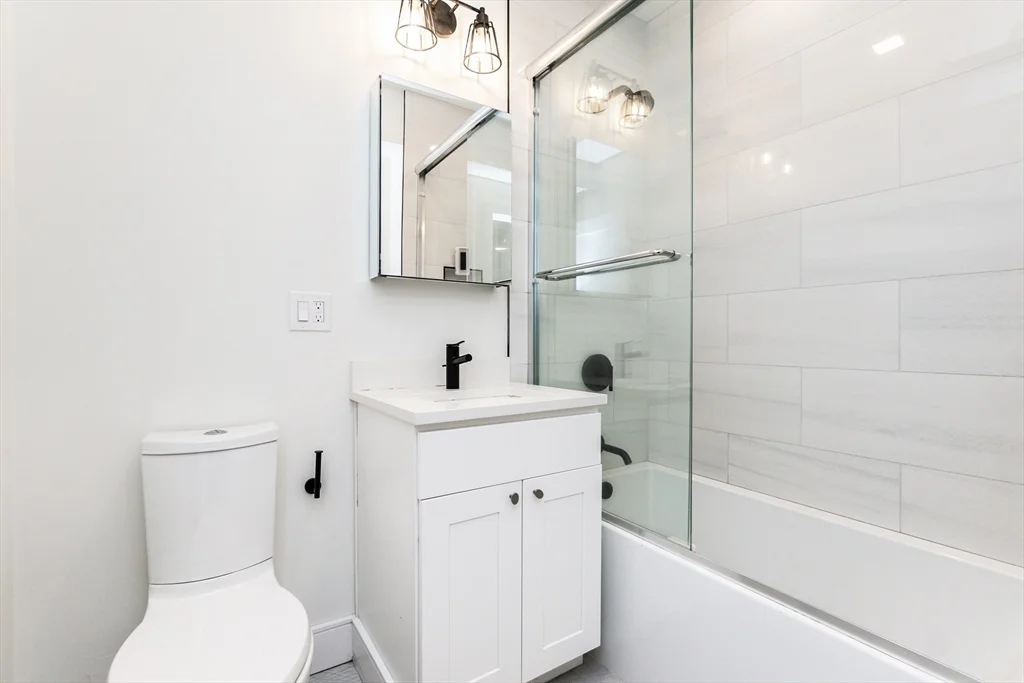3 bed, 2 bath apartment for rent at 12 Reedsdale St Unit 1, Allston — photo 9 of 31