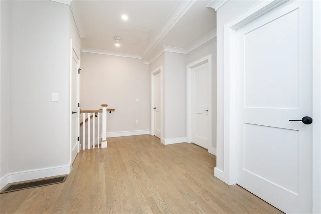 3 bed, 2 bath apartment for rent at 12 Reedsdale St Unit 1, Allston — photo 18 of 31