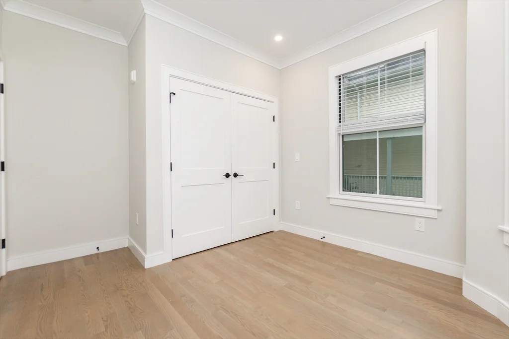 3 bed, 2 bath apartment for rent at 12 Reedsdale St Unit 1, Allston — photo 28 of 31