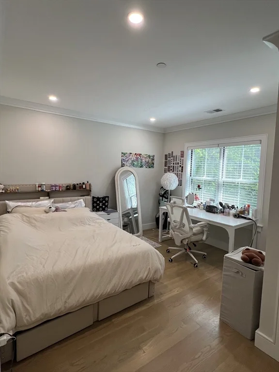 3 bed, 2 bath apartment for rent at 12 Reedsdale St Unit 3, Allston — photo 5 of 17