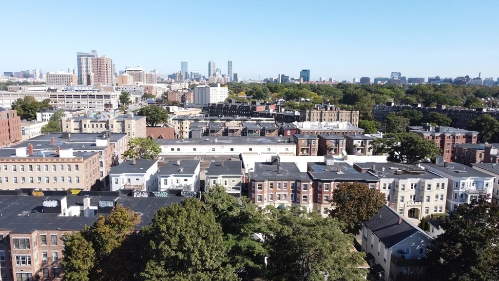 3 bed, 2 bath apartment for rent at 12 Reedsdale St Unit 3, Allston — photo 17 of 17