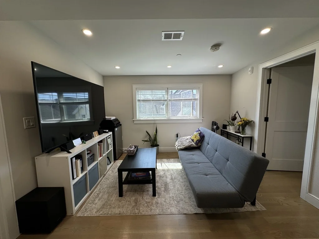 2 bed, 2 bath apartment for rent at 12 Reedsdale St Unit 4, Allston — photo 2 of 18