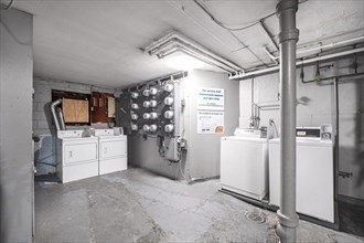2 bed, 1 bath apartment for rent at 12 Riverside St Unit 2-1, Watertown — photo 6 of 11
