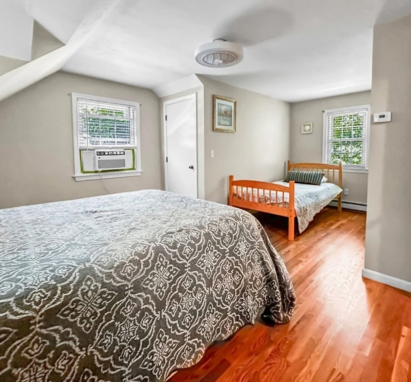 4 bed, 2 bath apartment for rent at 12 Roberts Way Unit WINTER, East Sandwich — photo 17 of 31