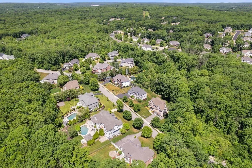 4 bed, 4+ bath apartment for rent at 12 Ronald C Meyer Dr, North Attleboro — photo 38 of 42