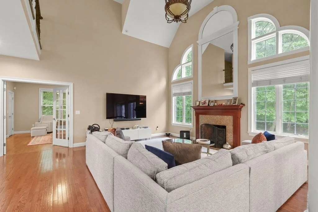 4 bed, 4+ bath apartment for rent at 12 Ronald C Meyer Dr, North Attleboro — photo 3 of 42