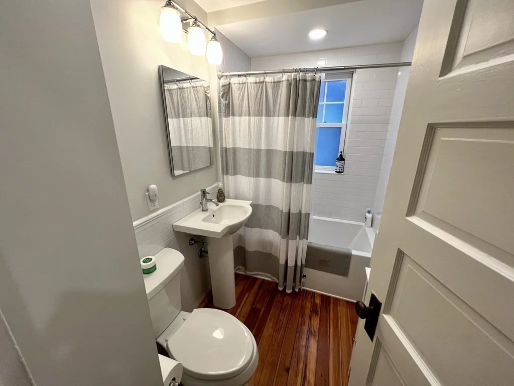 2 bed, 1 bath apartment for rent at 12 Rosemary St Unit 1, Jamaica Plain — photo 11 of 17