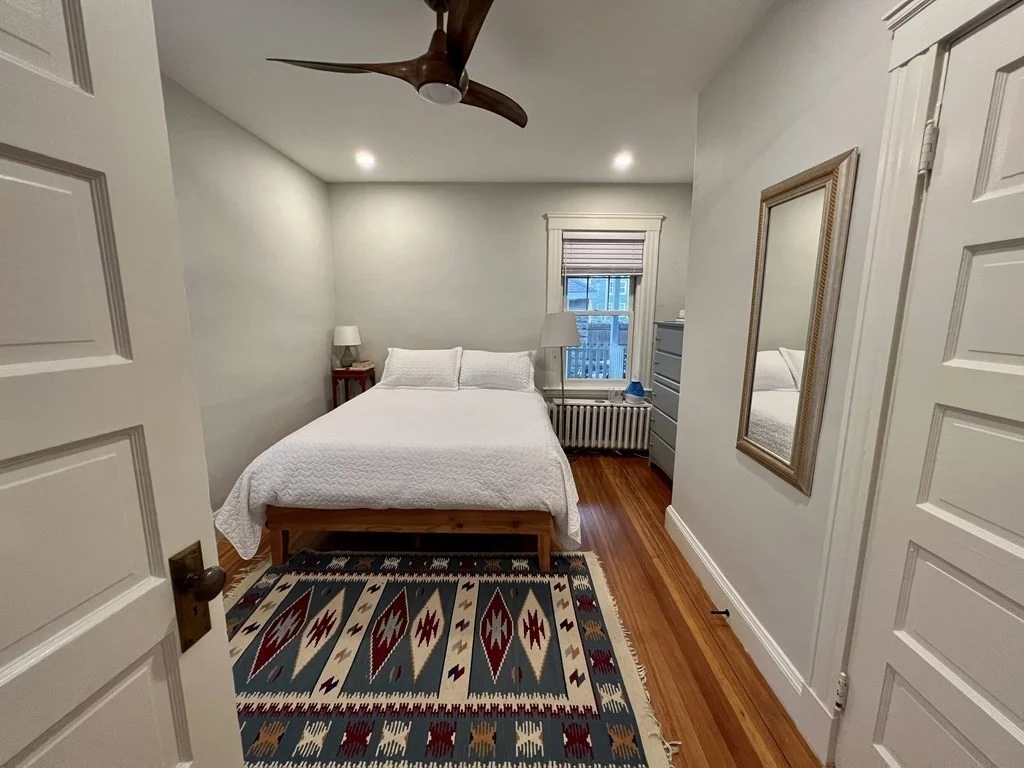 2 bed, 1 bath apartment for rent at 12 Rosemary St Unit 1, Jamaica Plain — photo 8 of 17