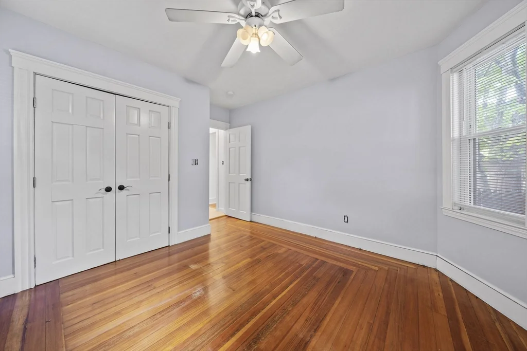 2 bed, 1 bath apartment for rent at 12 Rosemont Rd Unit 1, North Weymouth — photo 3 of 7