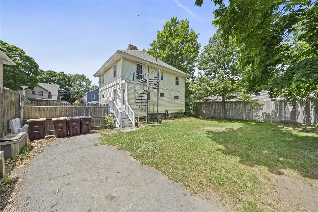 2 bed, 1 bath apartment for rent at 12 Rosemont Rd Unit 1, North Weymouth — photo 7 of 7