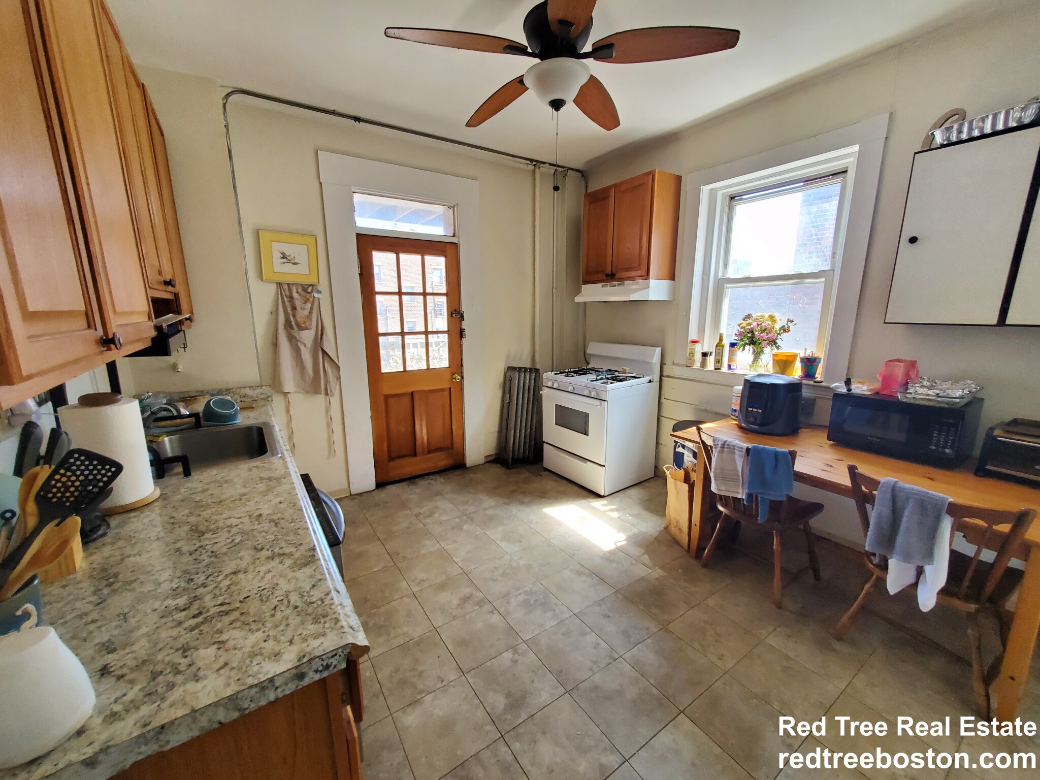 4 bed, 1 bath apartment for rent at 12 Royce Rd Unit 3, Allston — photo 15 of 28
