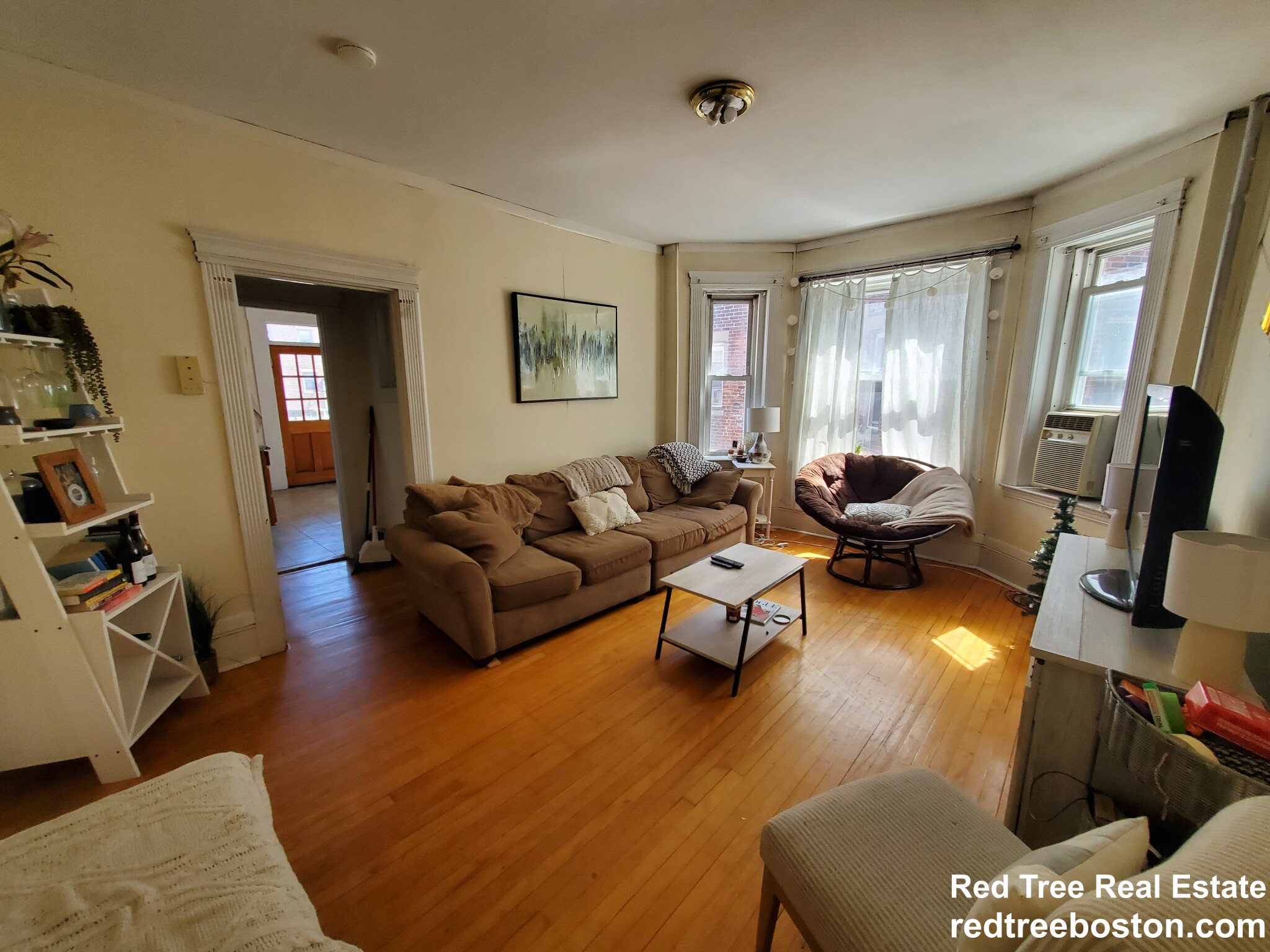 4 bed, 1 bath apartment for rent at 12 Royce Rd Unit 3, Allston — photo 2 of 28