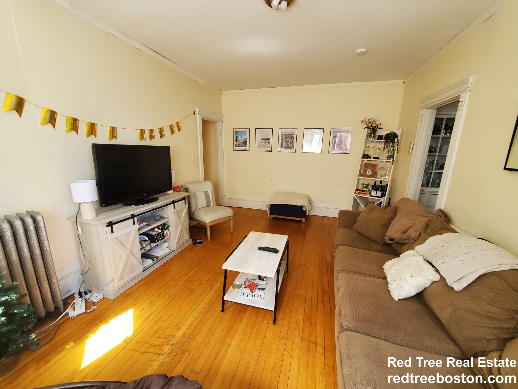 4 bed, 1 bath apartment for rent at 12 Royce Rd Unit 3, Allston — photo 3 of 28