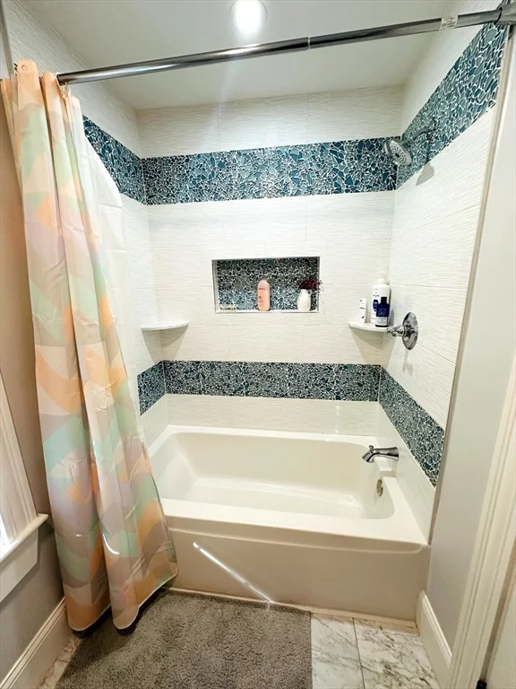 3 bed, 2 bath apartment for rent at 12 S Mason St Unit 5, Salem — photo 9 of 18