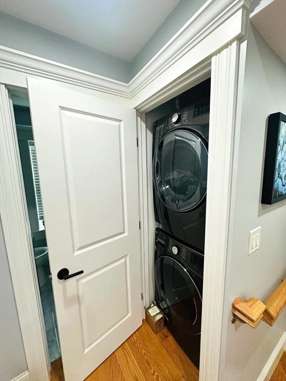 3 bed, 2 bath apartment for rent at 12 S Mason St Unit 5, Salem — photo 5 of 18