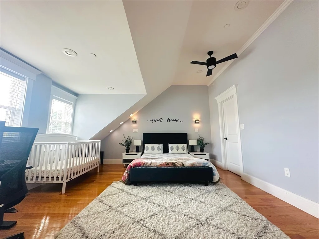 3 bed, 2 bath apartment for rent at 12 S Mason St Unit 5, Salem — photo 15 of 18