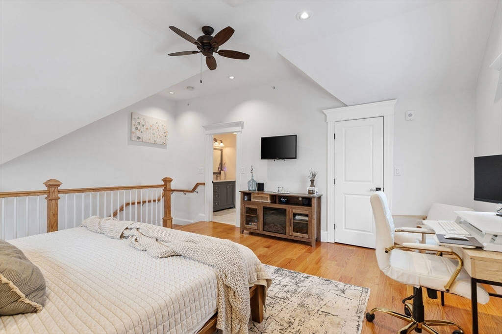 3 bed, 2 bath apartment for rent at 12 S Mason Unit 1, Salem — photo 25 of 31