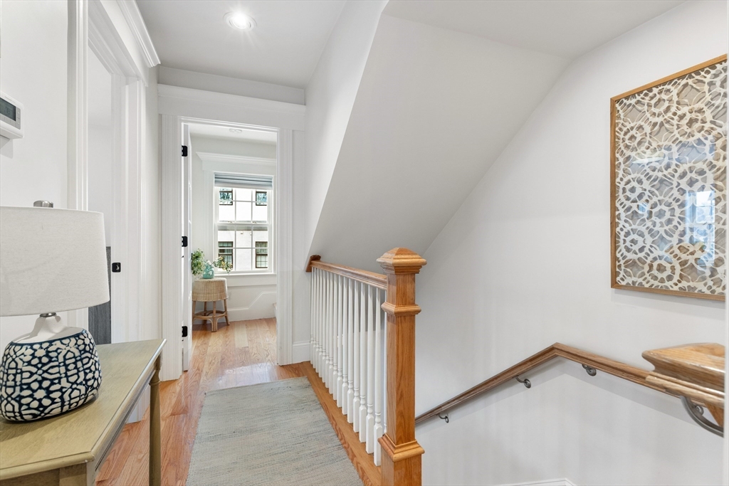 3 bed, 2 bath apartment for rent at 12 S Mason Unit 1, Salem — photo 18 of 31