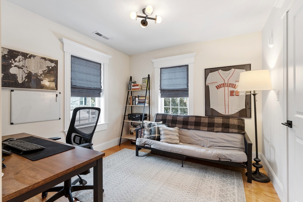3 bed, 2 bath apartment for rent at 12 S Mason Unit 1, Salem — photo 13 of 31