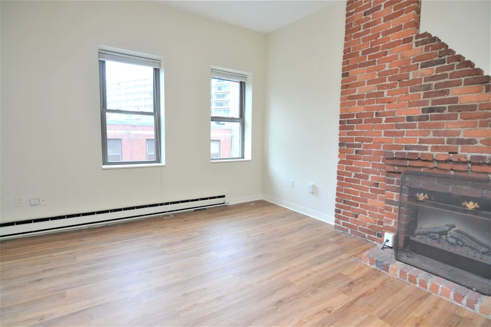 1 bed, 1 bath apartment for rent at 12 Saint Germain St Unit 7, Back Bay — photo 1 of 15
