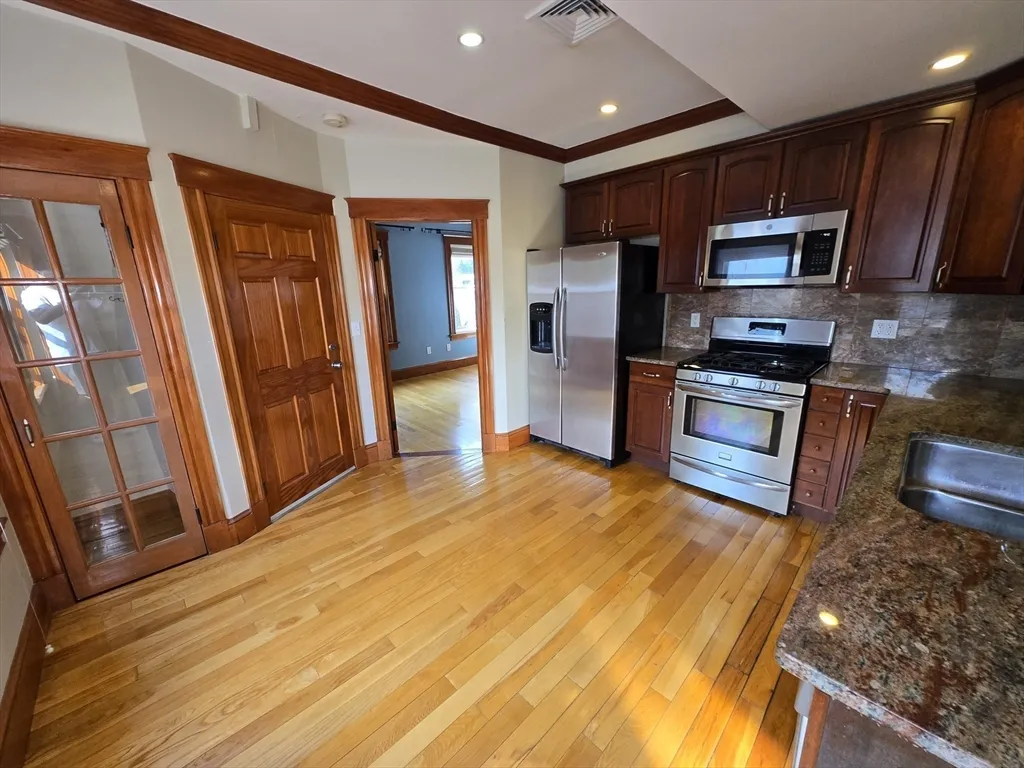 2 bed, 2 bath apartment for rent at 12 Saint Paul St Unit 3, Mid Cambridge — photo 11 of 15