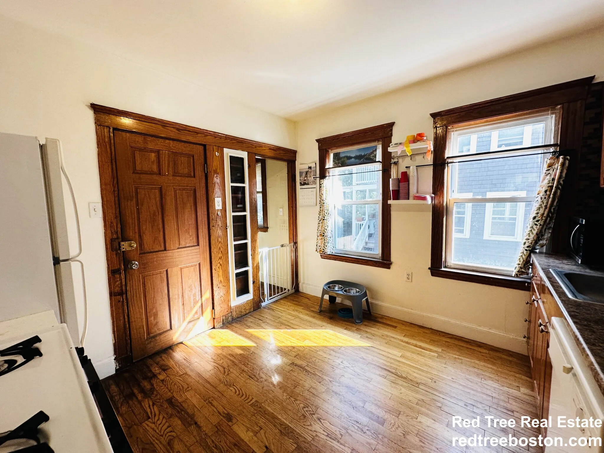 2 bed, 1 bath apartment for rent at 12 Saint Peter St Unit 1, Jamaica Plain — photo 24 of 36