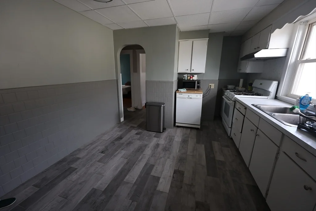 2 bed, 1 bath apartment for rent at 12 Second St Unit 2, Wellington — photo 7 of 14