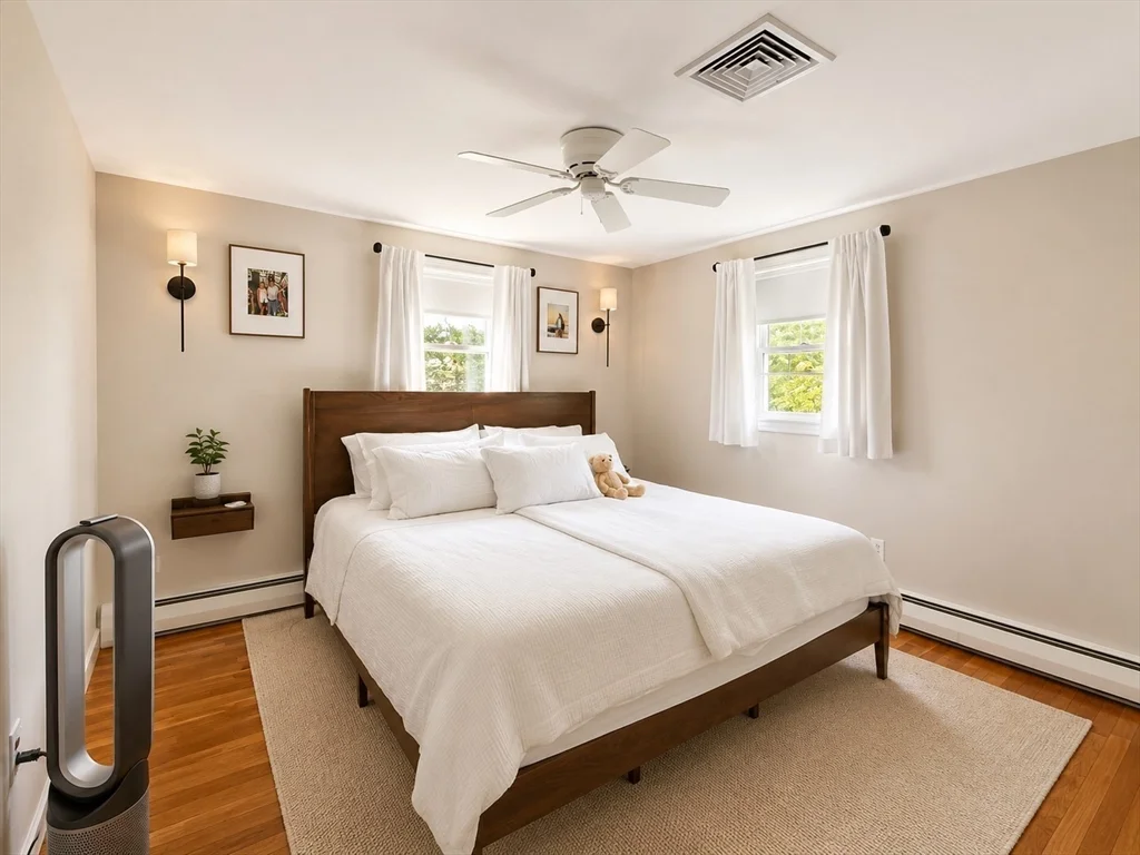4 bed, 2 bath apartment for rent at 12 Seneca Rd, Woburn — photo 11 of 29