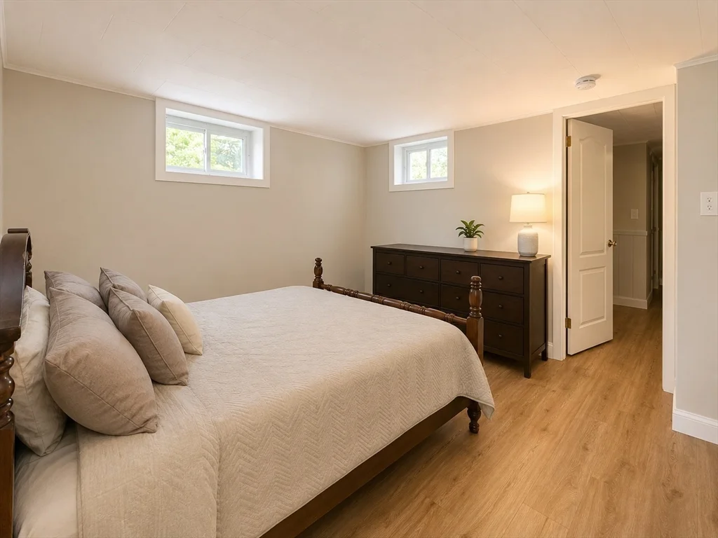 4 bed, 2 bath apartment for rent at 12 Seneca Rd, Woburn — photo 19 of 29