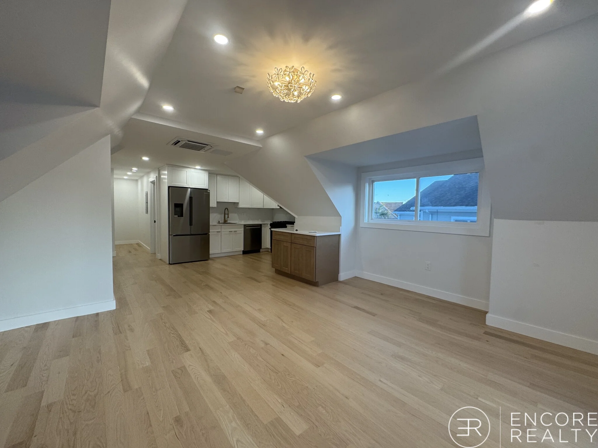 1 bed, 1 bath apartment for rent at 12 Sewall Ave Unit 3, Winthrop