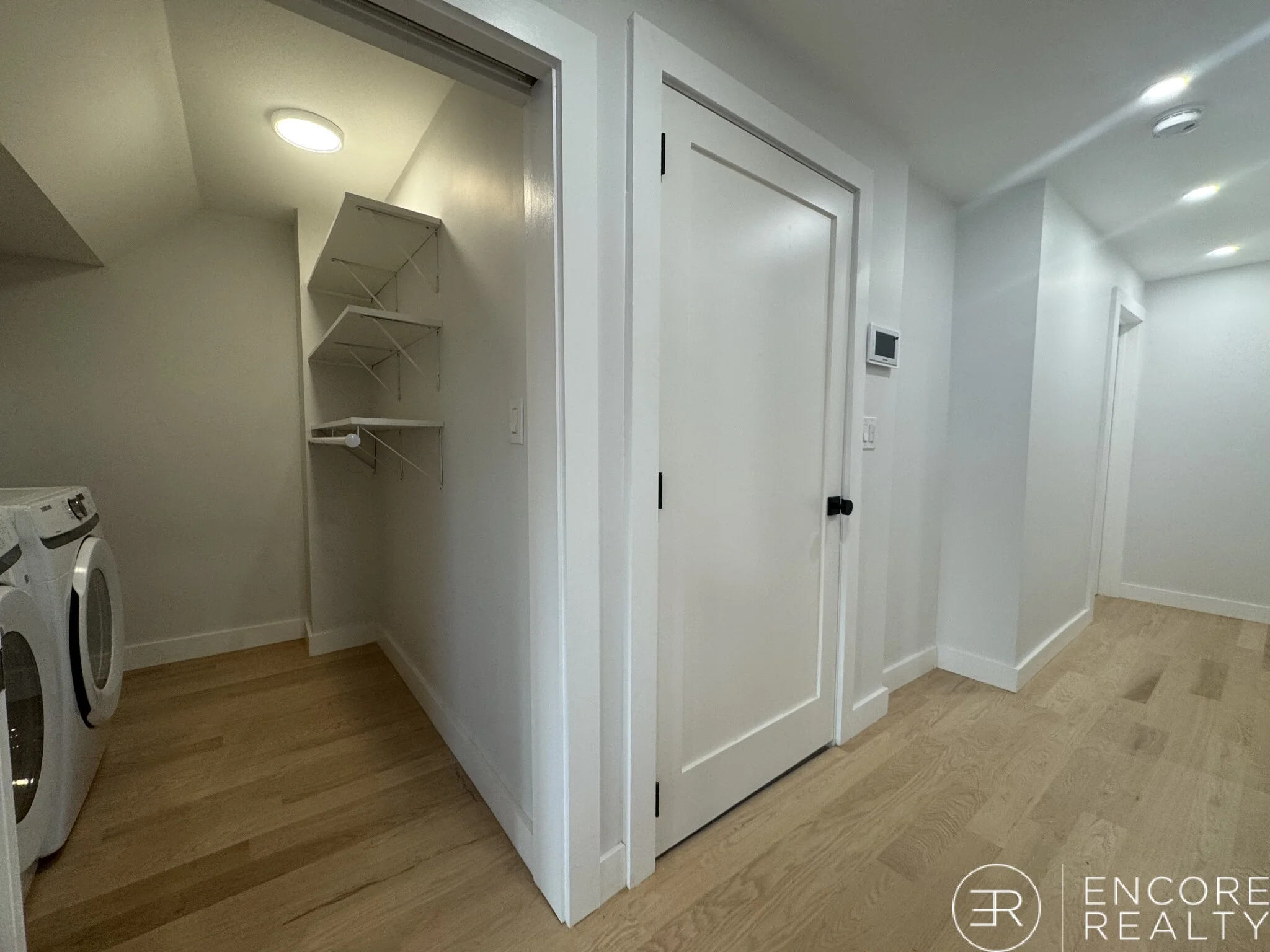 1 bed, 1 bath apartment for rent at 12 Sewall Ave Unit 3, Winthrop — photo 6 of 13