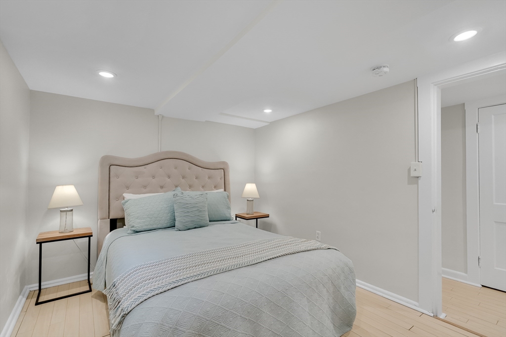 2 bed, 1 bath apartment for rent at 12 Shepard St Unit A, Harvard Square — photo 10 of 23