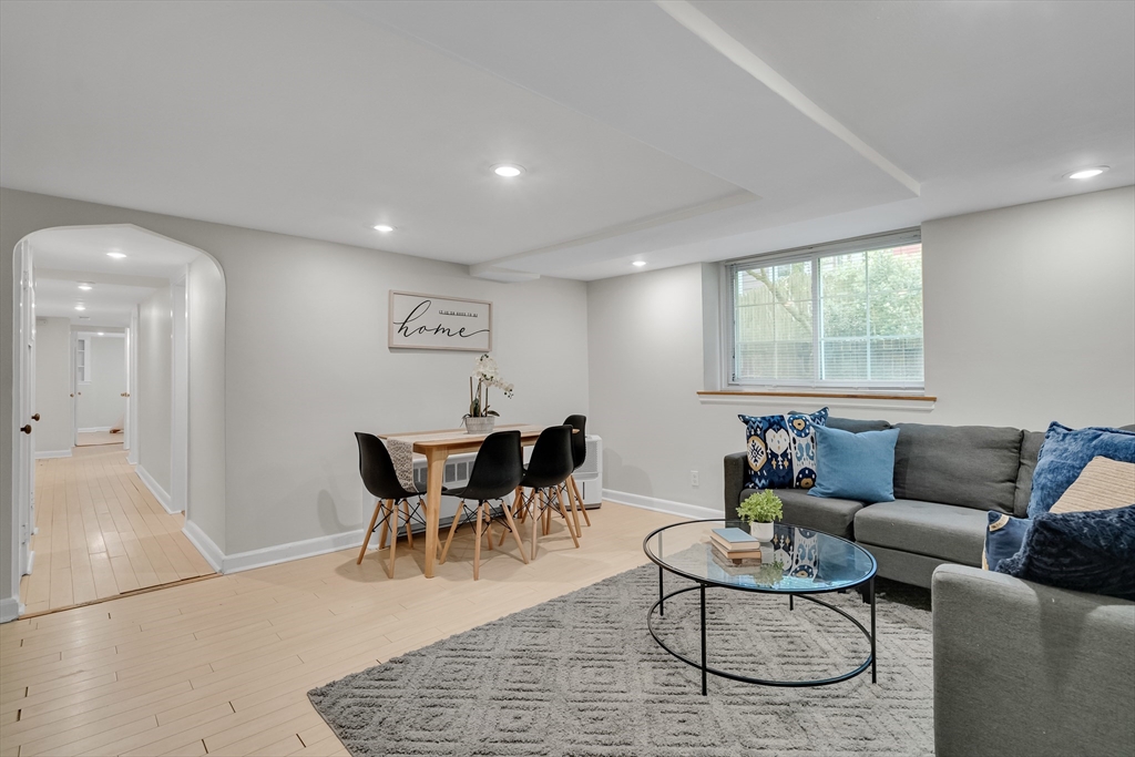 2 bed, 1 bath apartment for rent at 12 Shepard St Unit A, Harvard Square — photo 23 of 23