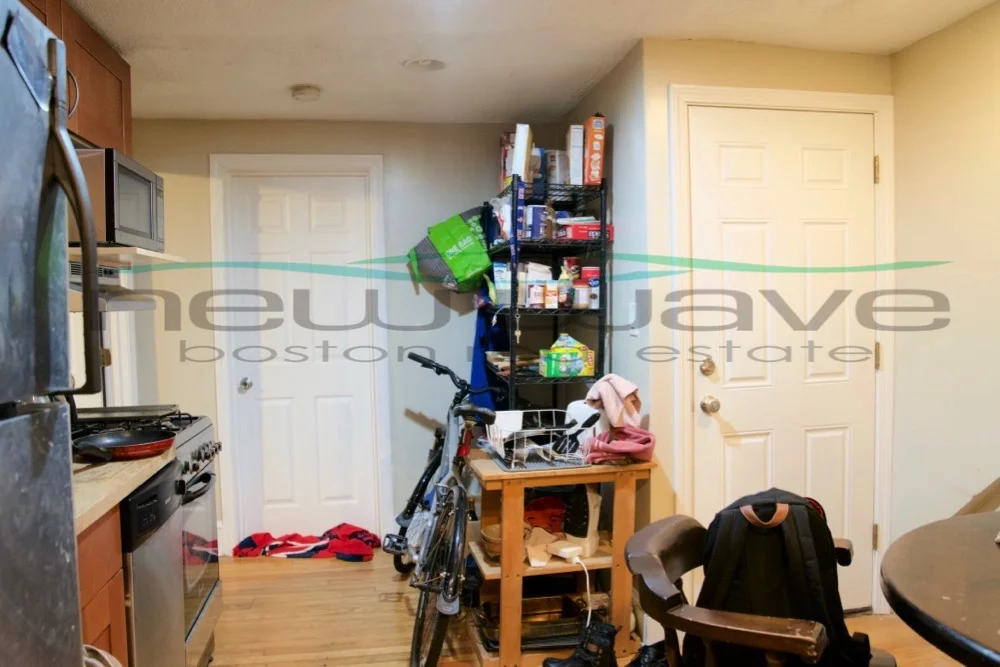 3 bed, 1 bath apartment for rent at 12 Shepherd Ave Unit 1, Mission Hill — photo 2 of 7