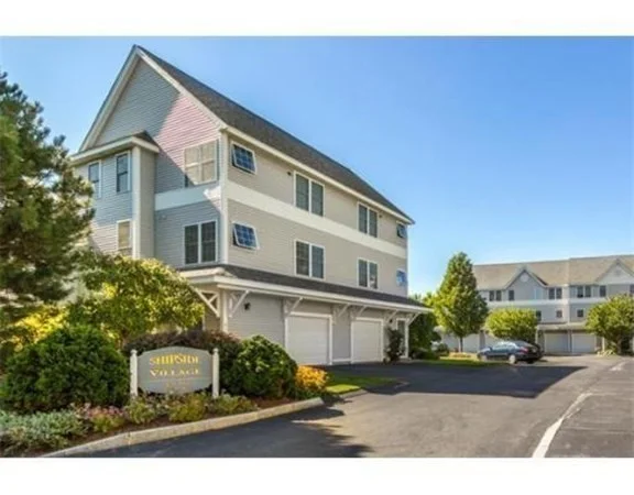 3 bed, 2 bath apartment for rent at 12 Ship Ave Unit 5, Glenwood — photo 19 of 20
