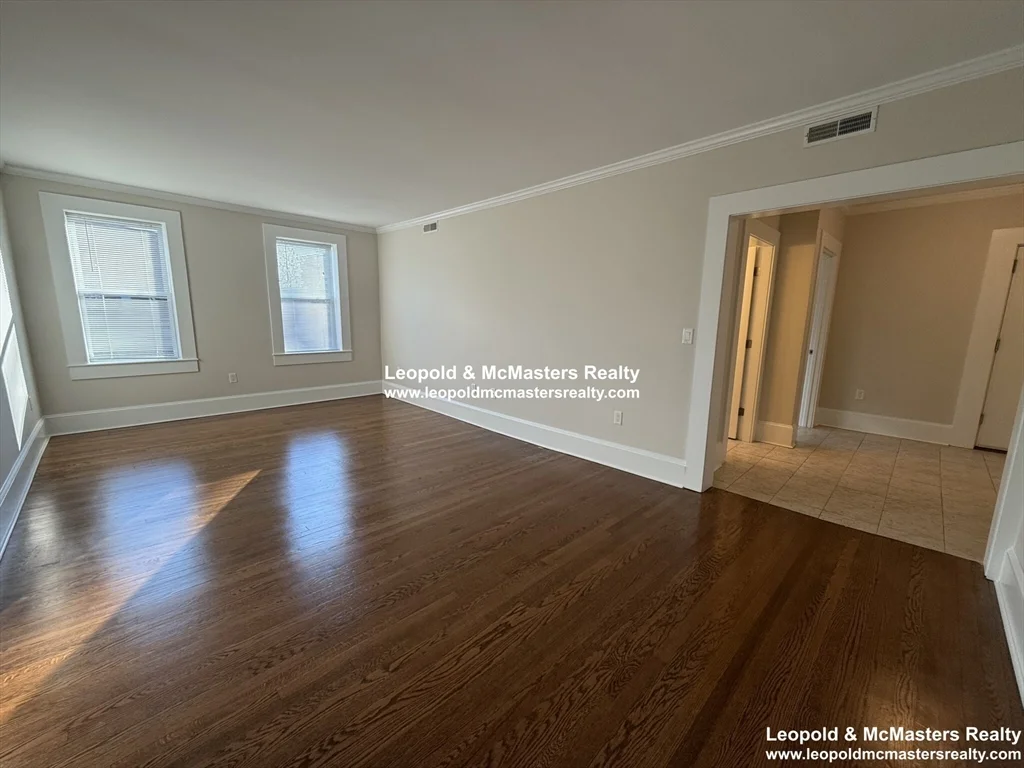 3 bed, 1 bath apartment for rent at 12 Short St Unit 6, Coolidge Corner — photo 1 of 15