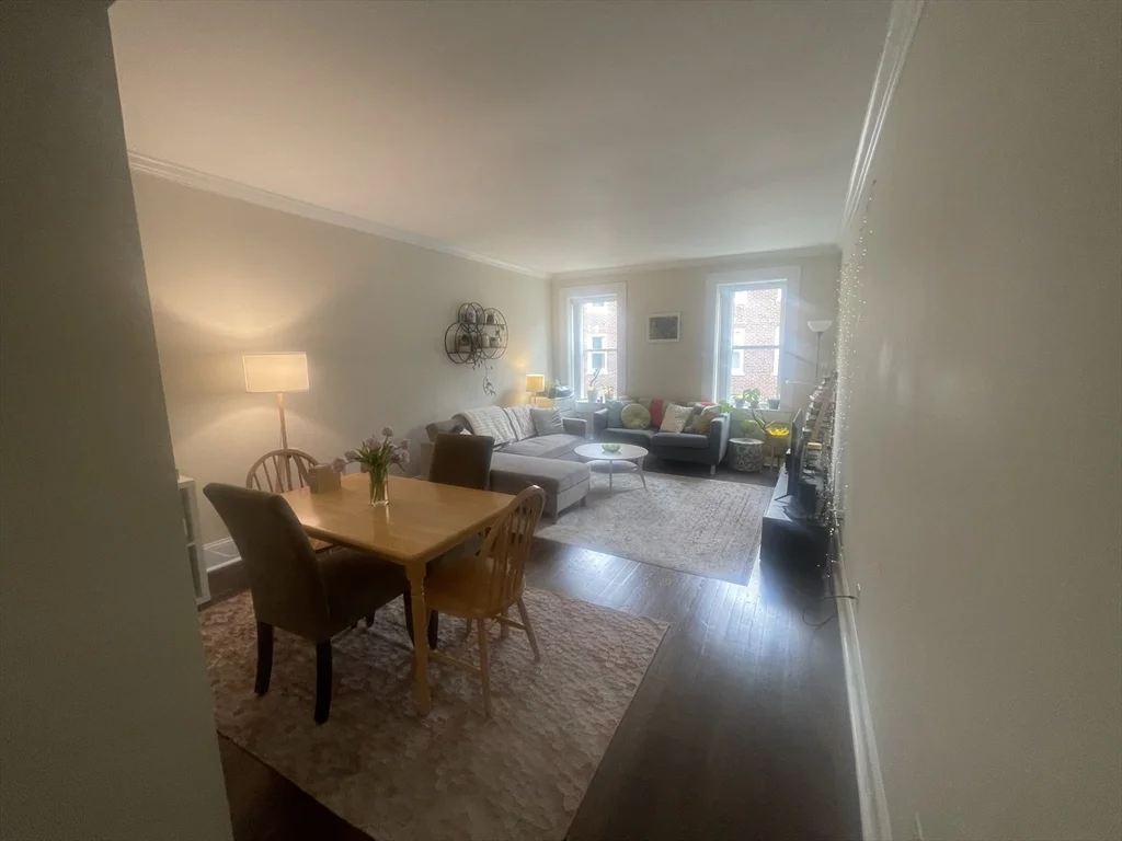 3 bed, 1 bath apartment for rent at 12 Short St Unit 6, Coolidge Corner — photo 2 of 15