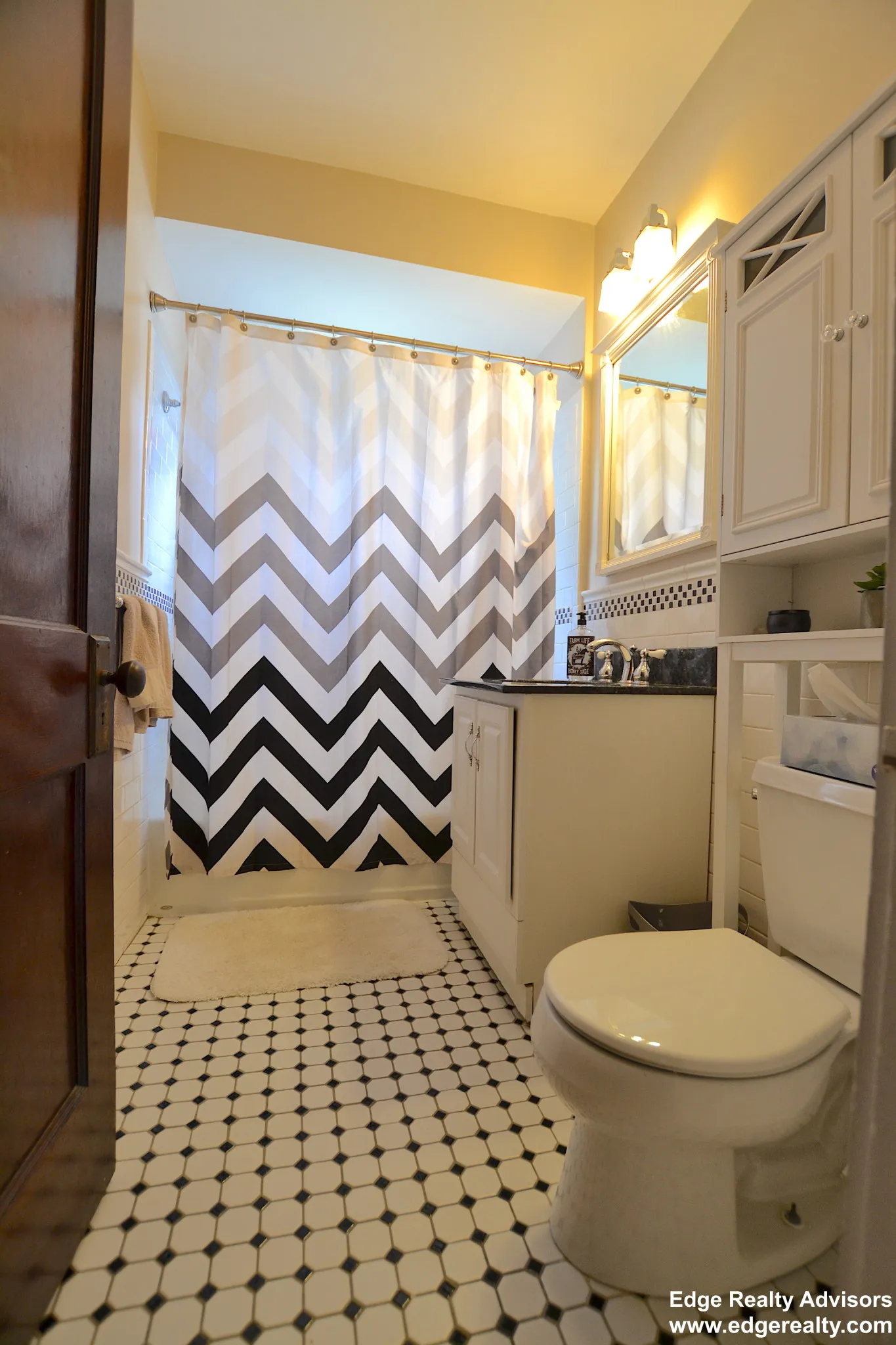 4 bed, 2 bath apartment for rent at 12 South Crescent Circuit Unit 2, Brighton — photo 9 of 15