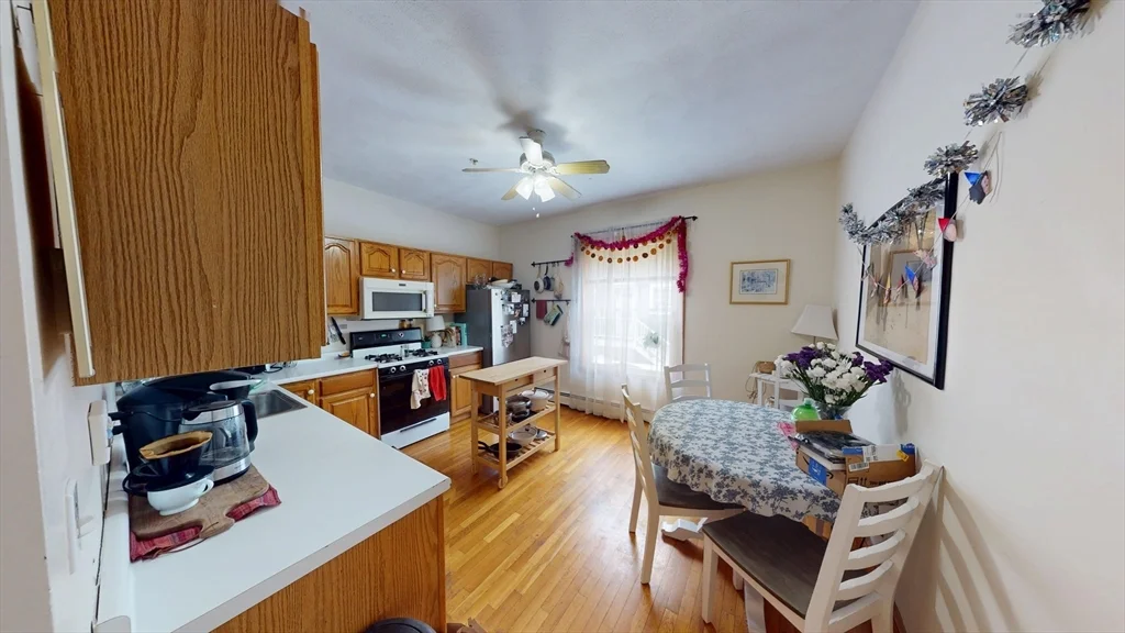 4 bed, 2 bath apartment for rent at 12 South St Unit 1, Brighton — photo 7 of 11