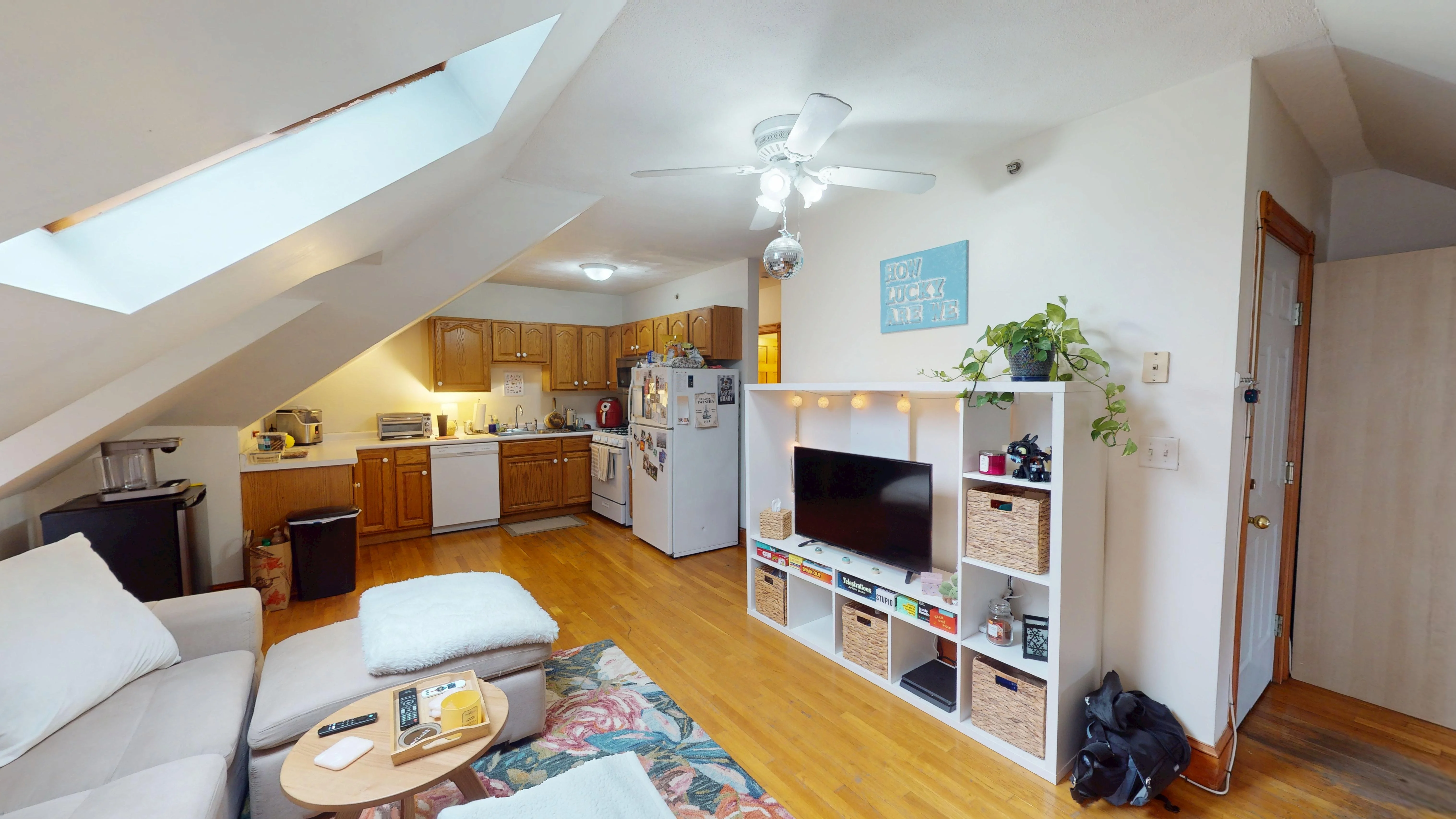 3 bed, 1 bath apartment for rent at 12 South St Unit 3, Brighton