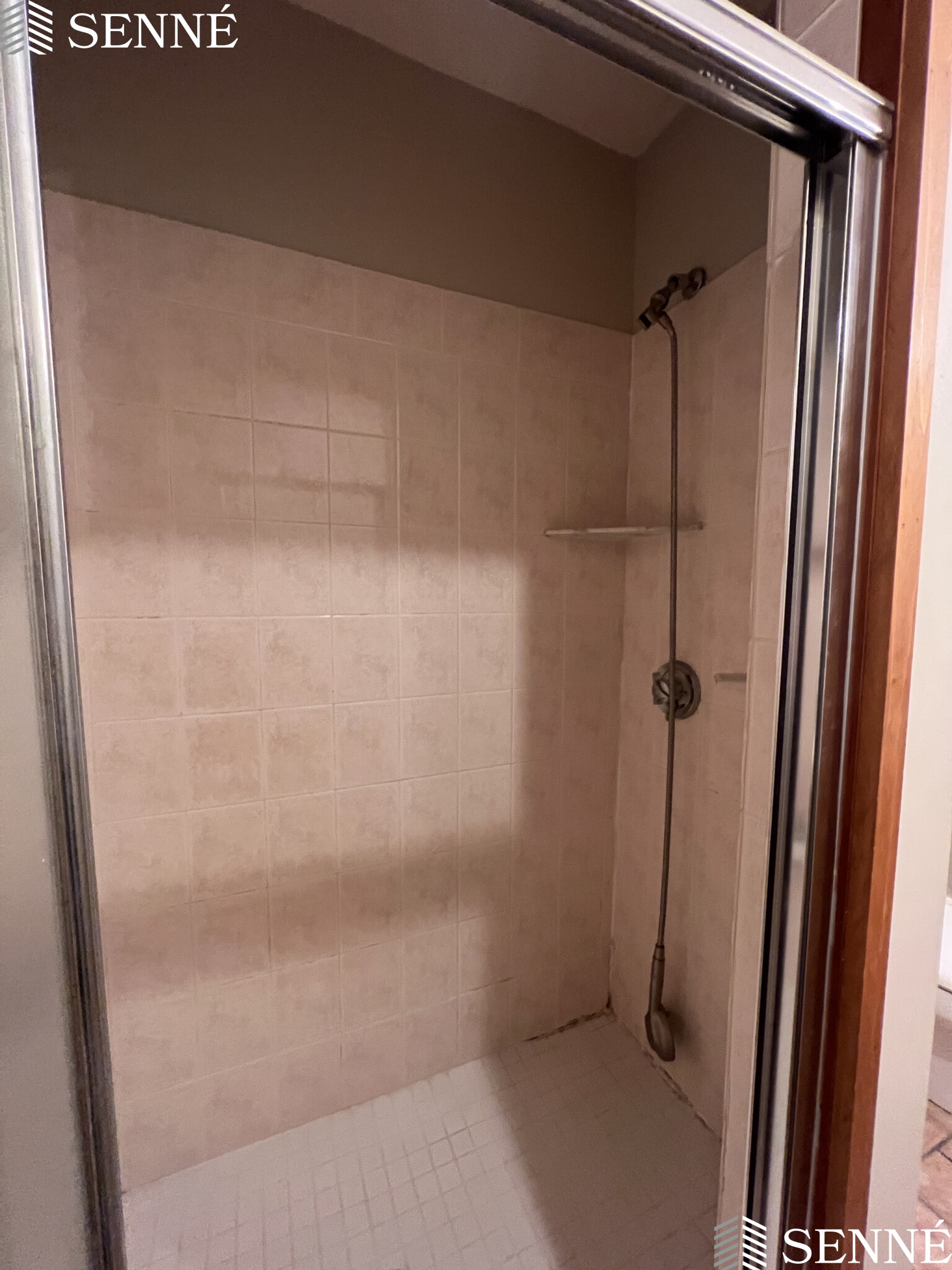 3 bed, 1 bath apartment for rent at 12 Speridakis Ter, Cambridgeport — photo 10 of 24