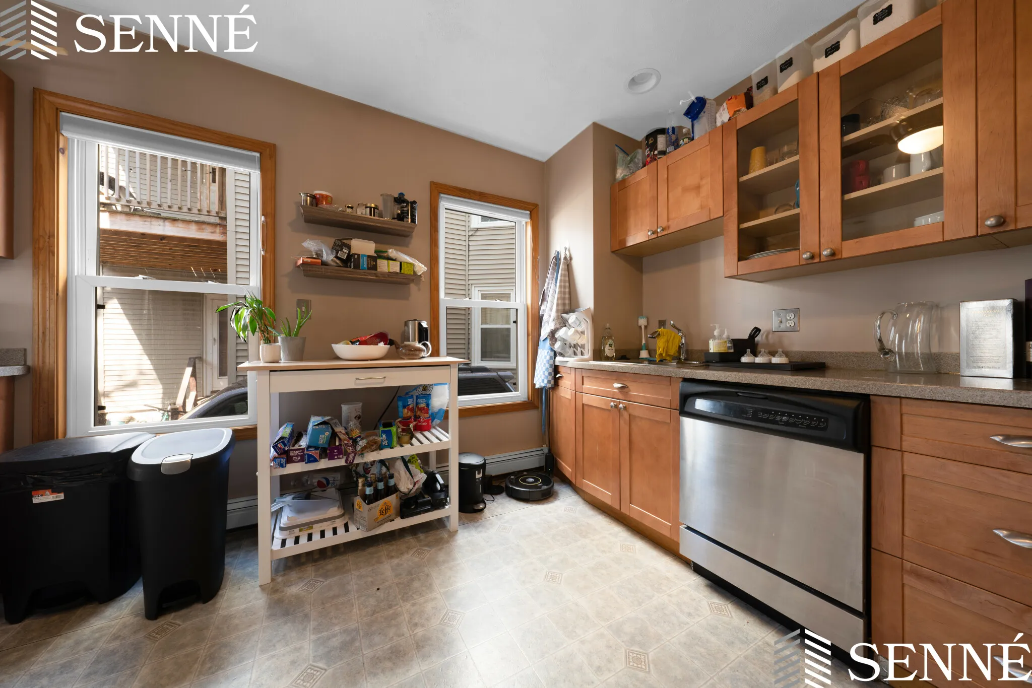 2.5 bed, 1 bath apartment for rent at 12 Speridakis Ter Unit 12, Cambridgeport — photo 4 of 12