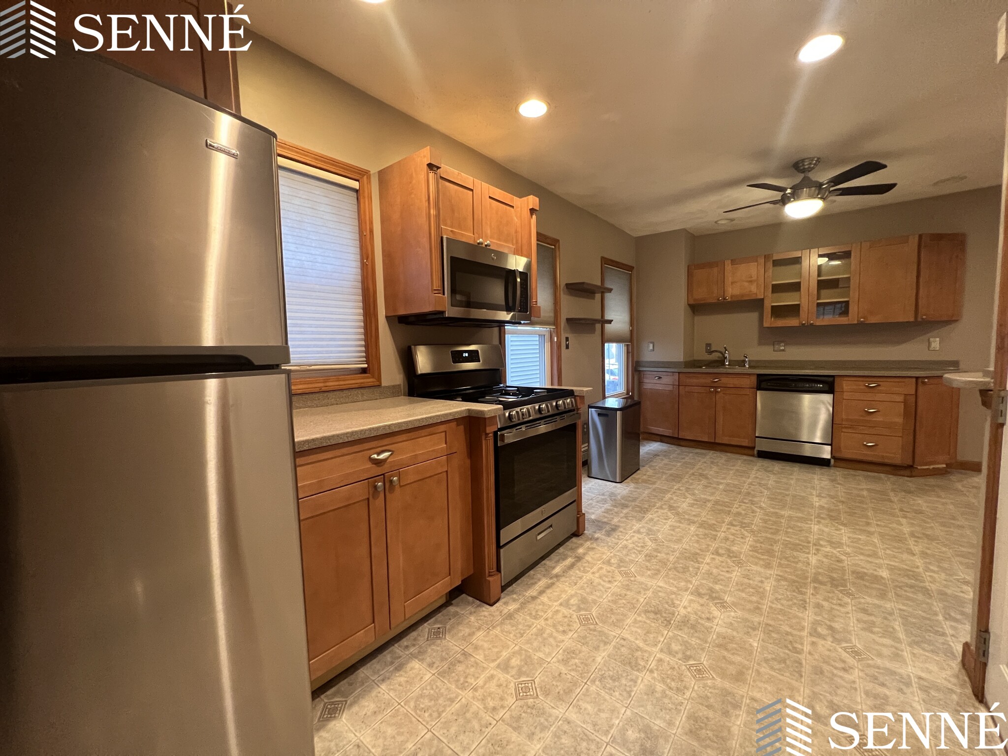 2.5 bed, 1 bath apartment for rent at 12 Speridakis Ter Unit 2, Cambridgeport — photo 5 of 24