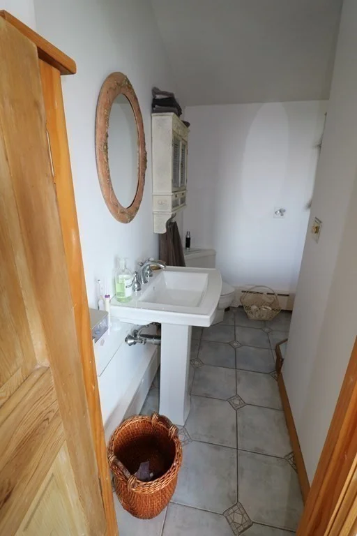 2 bed, 2 bath apartment for rent at 12 Squam Ln Unit 1, Gloucester — photo 15 of 23