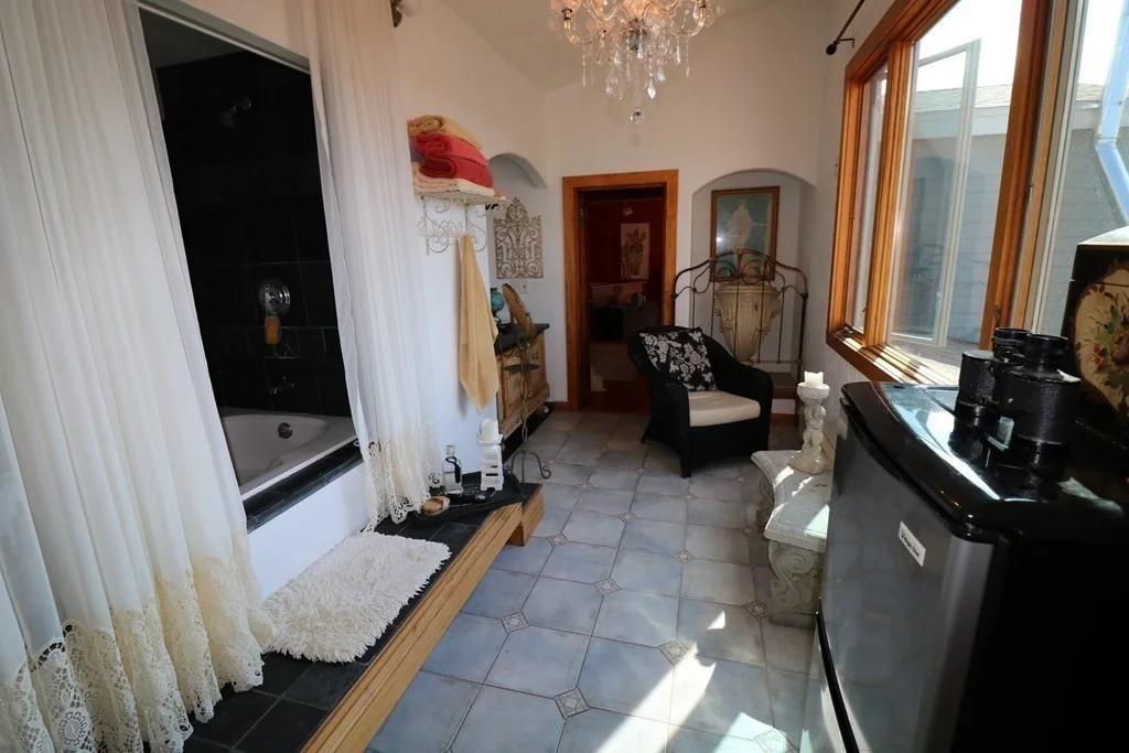 2 bed, 2 bath apartment for rent at 12 Squam Ln Unit 1, Gloucester — photo 16 of 23