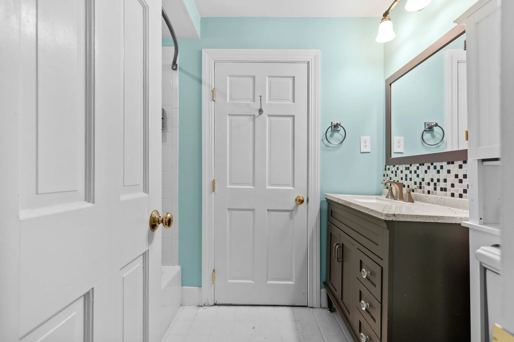 2 bed, 1 bath apartment for rent at 12 State Rd Unit 2E, Plymouth — photo 14 of 31